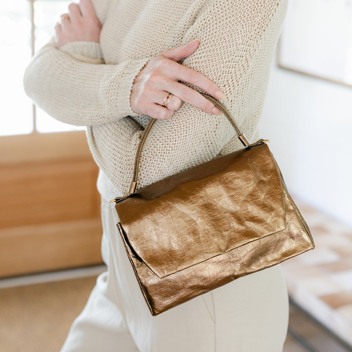 BON-BON CROSSBODY BAG