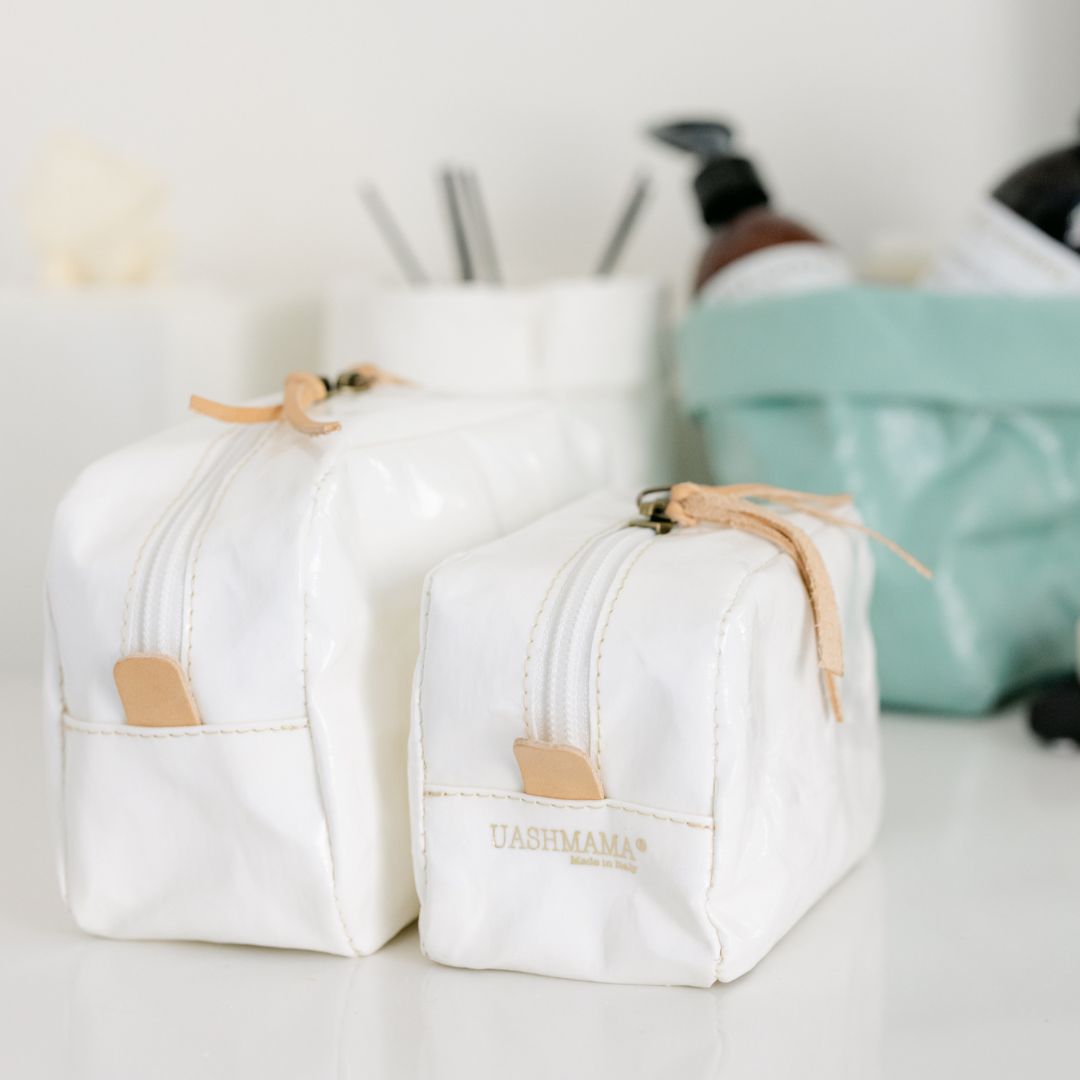 COSMETIC BAG GLOSSY