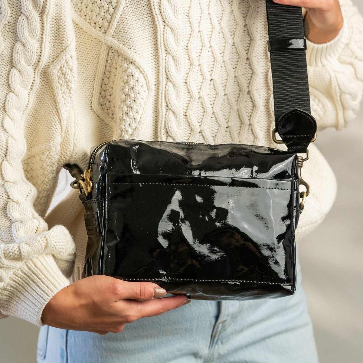 #color_glossy black
