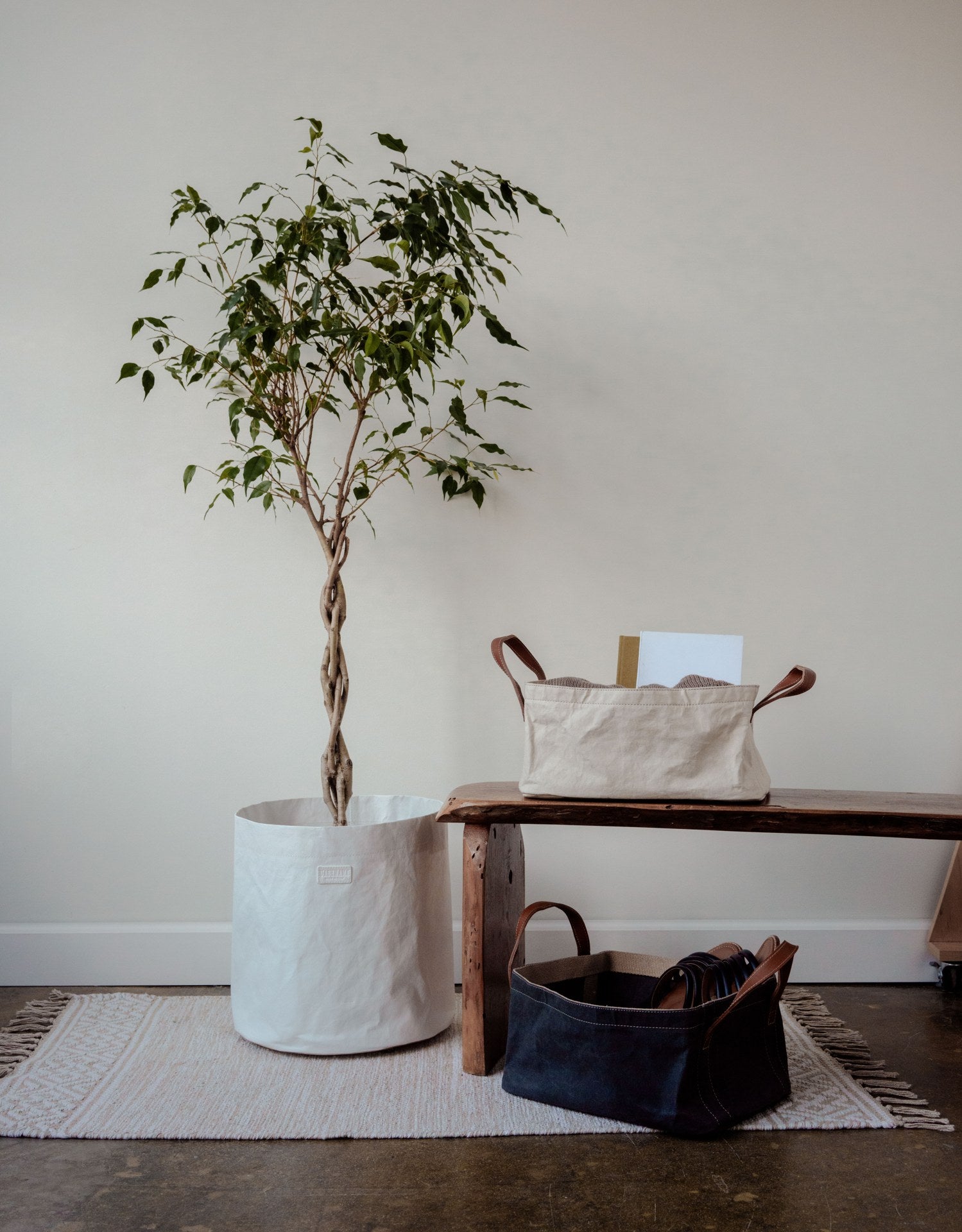 VASSOIO TRAY LEATHER HANDLES