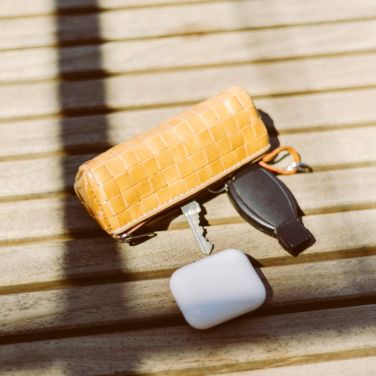 KEY HOLDER