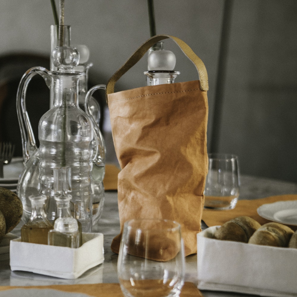 WINE BAG CARRYING TOTE