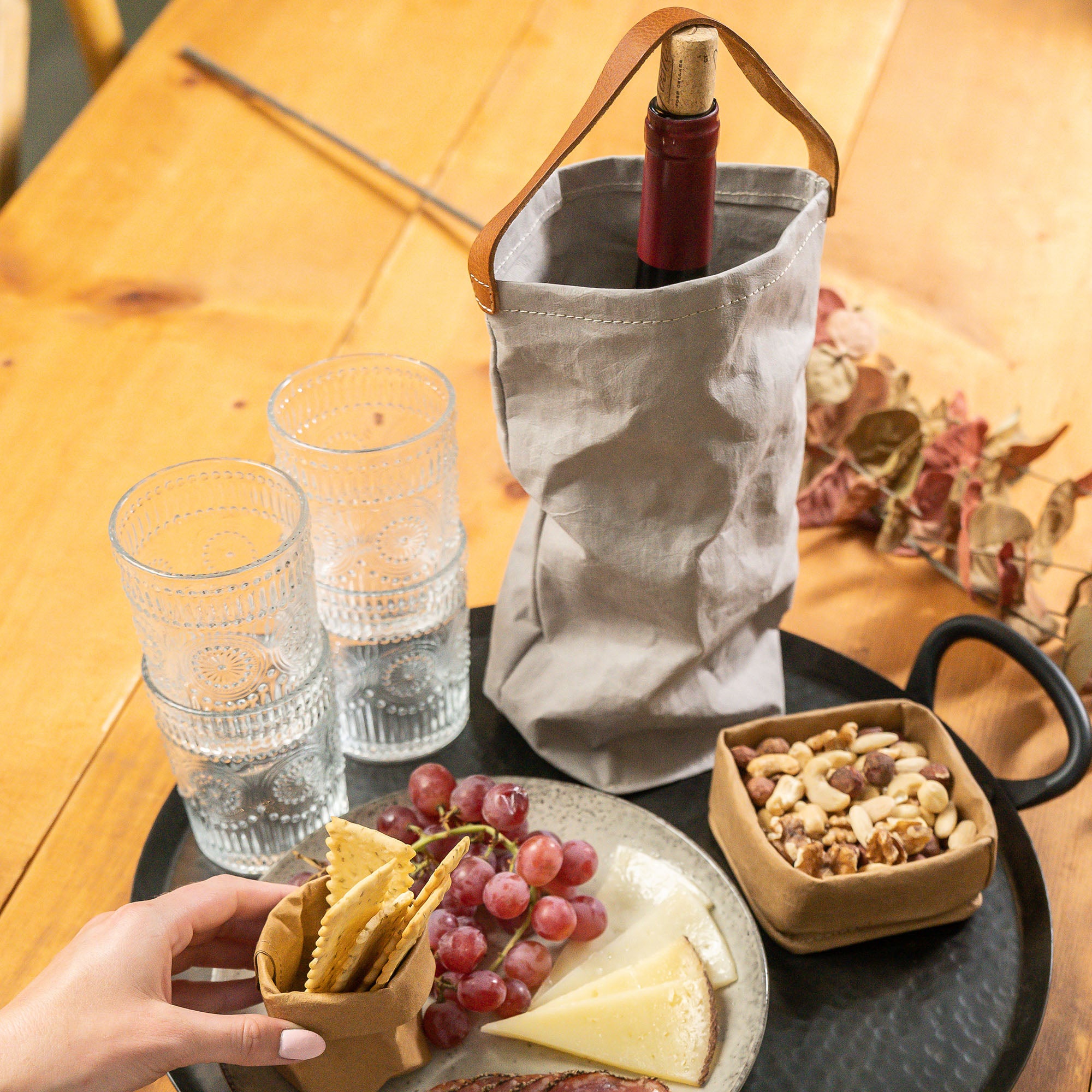 WINE BAG CARRYING TOTE