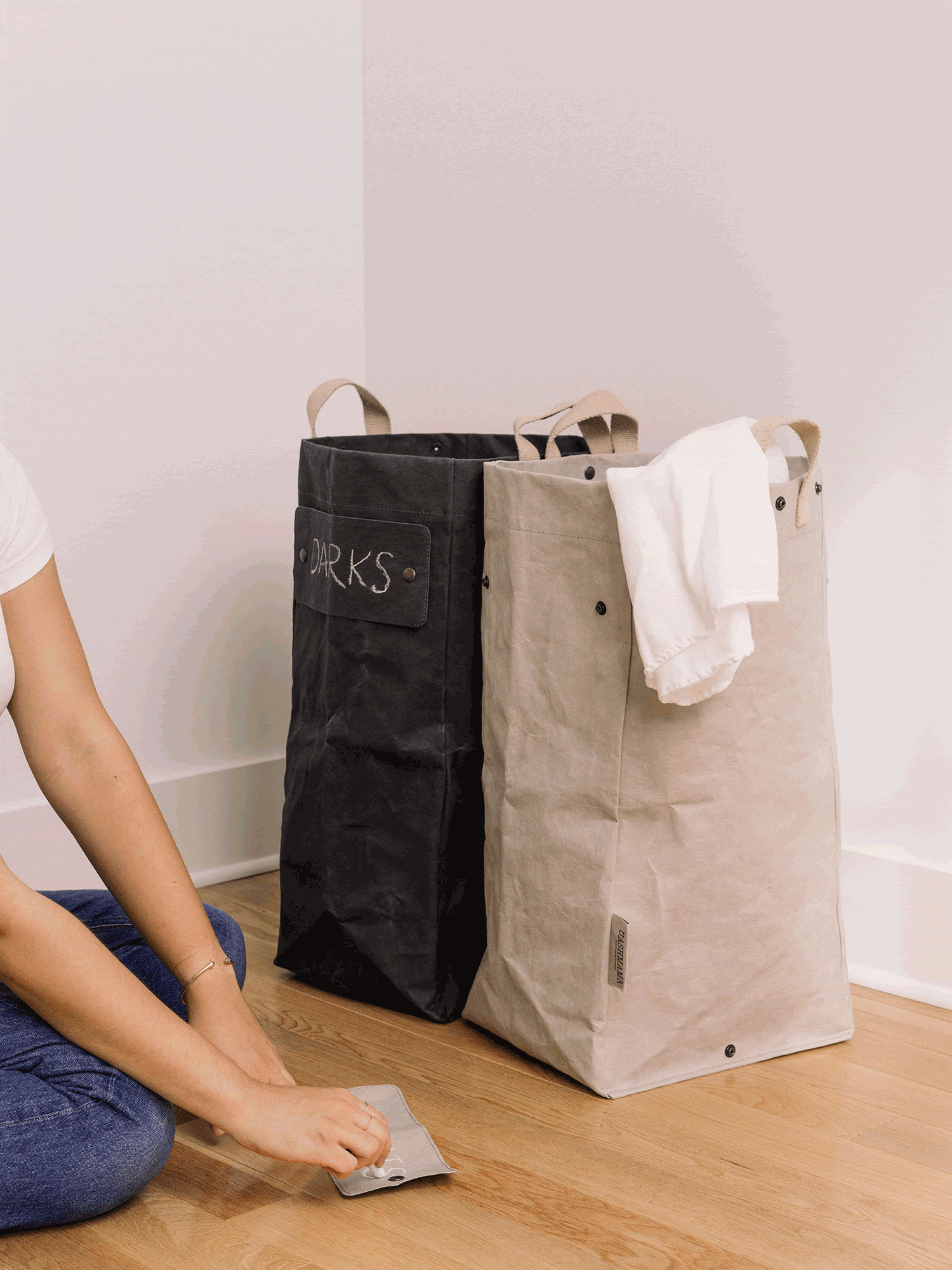 LAUNDRY BAG HAMPER