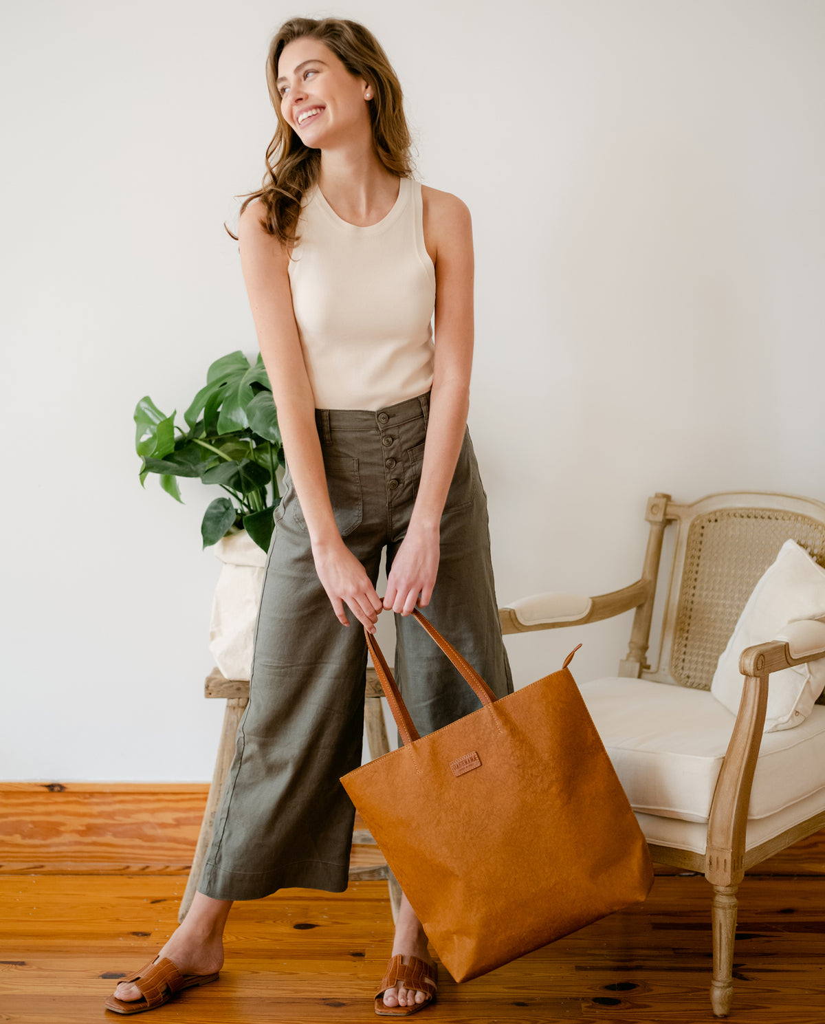 TOSCA OVERSIZED TOTE BAG