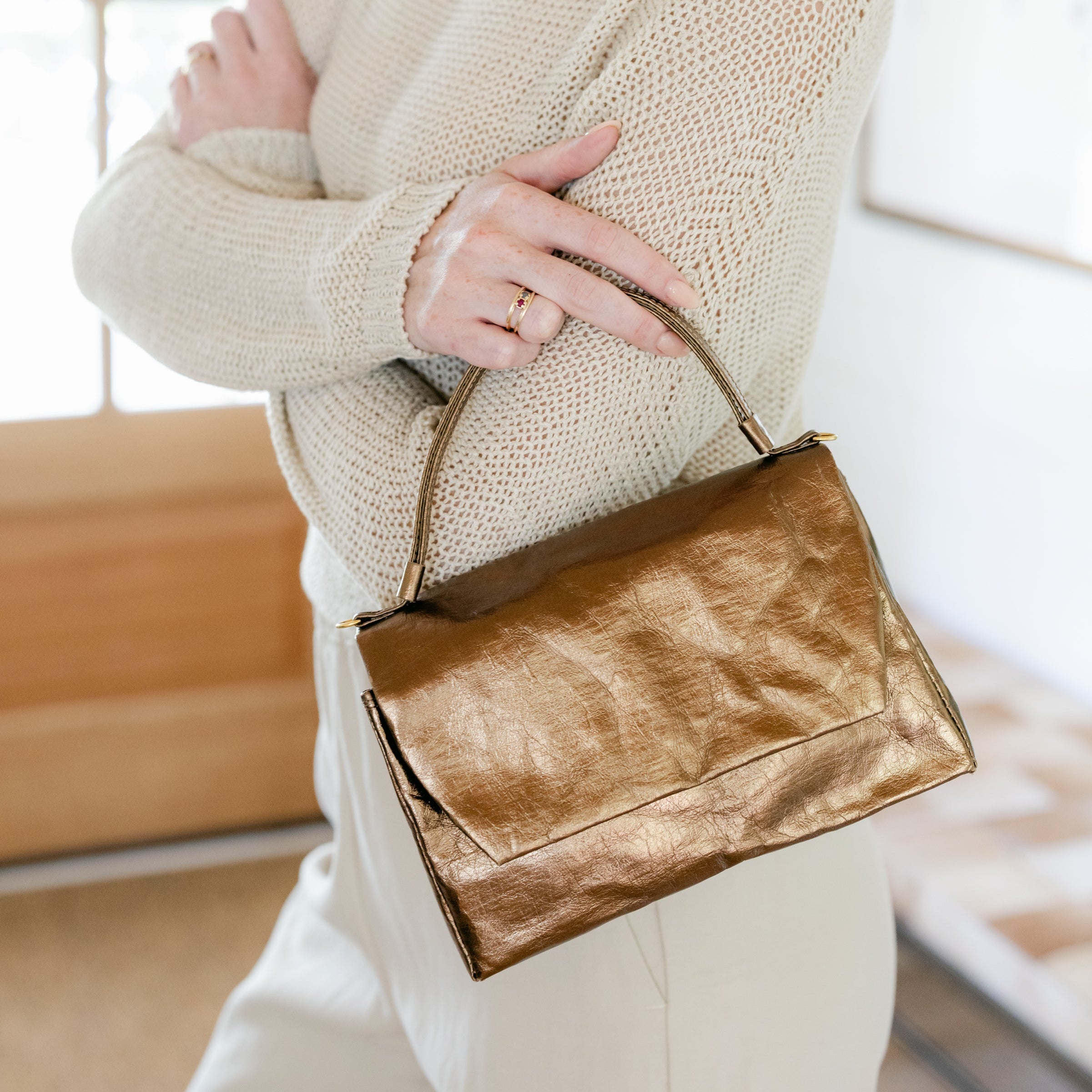 BON-BON CROSSBODY BAG