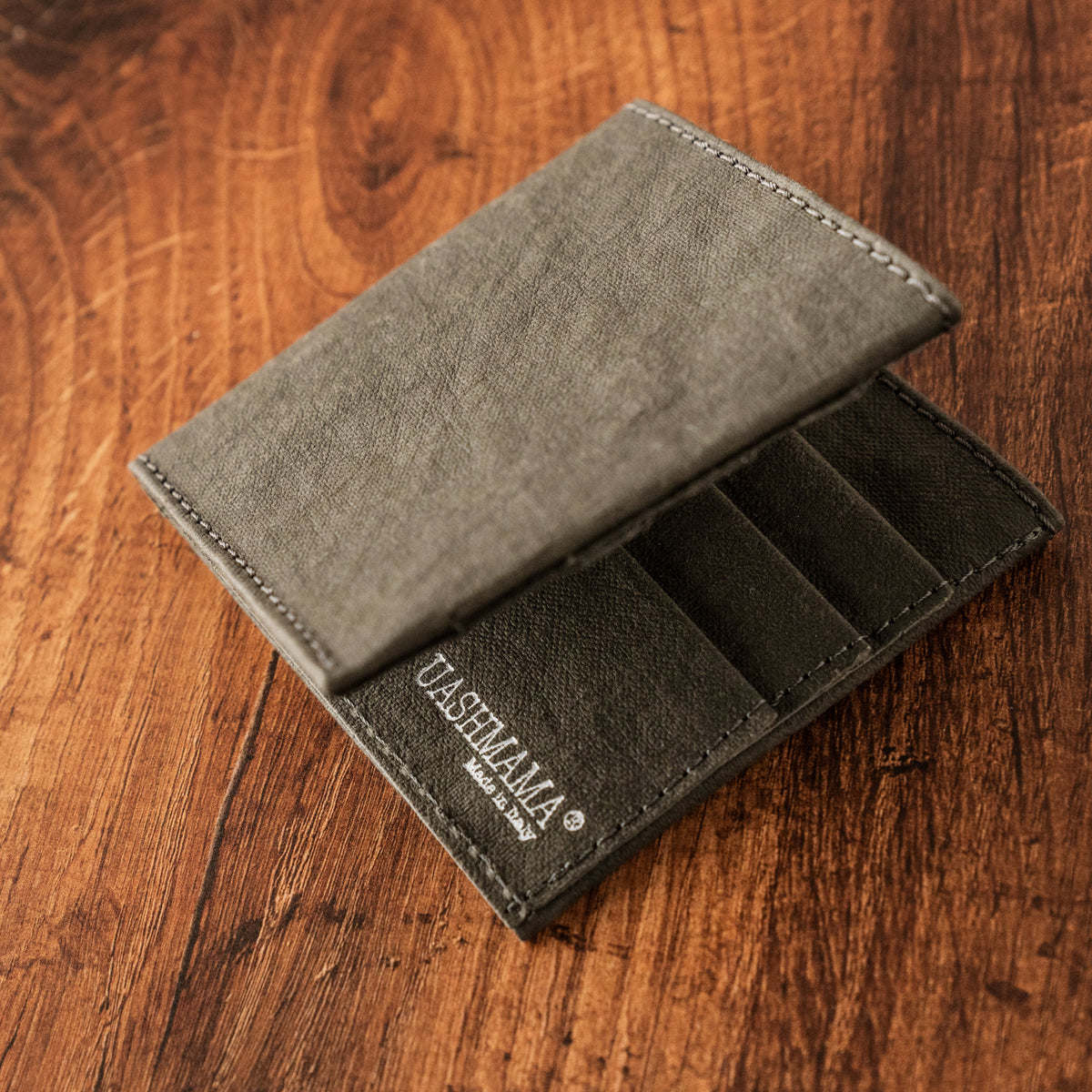 #color_dark grey