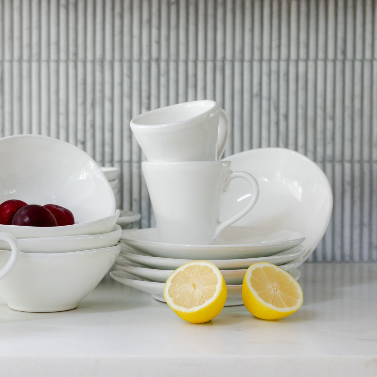 FLORENTINE WHITE COFFEE MUG