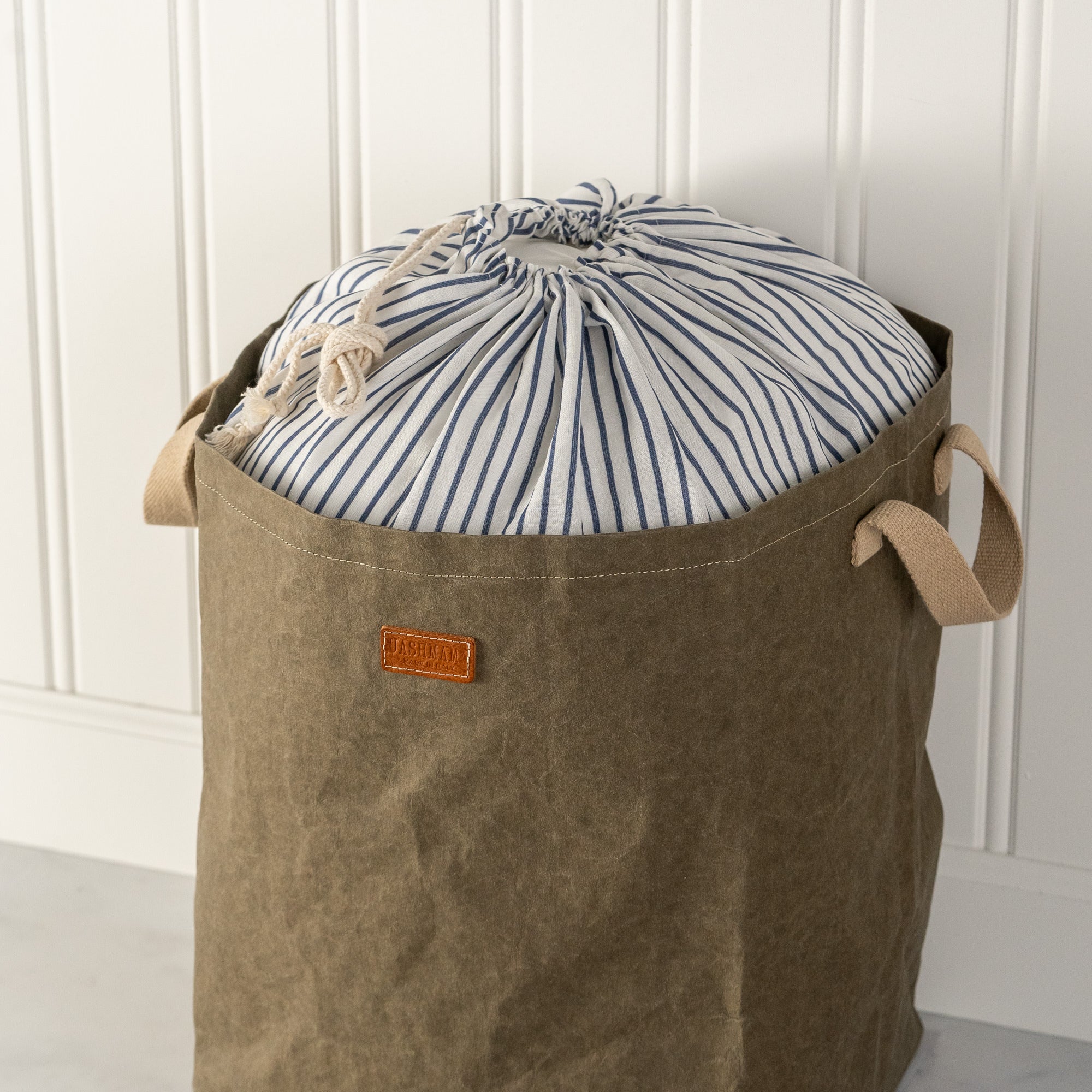 POSITANO LAUNDRY HAMPER BAG