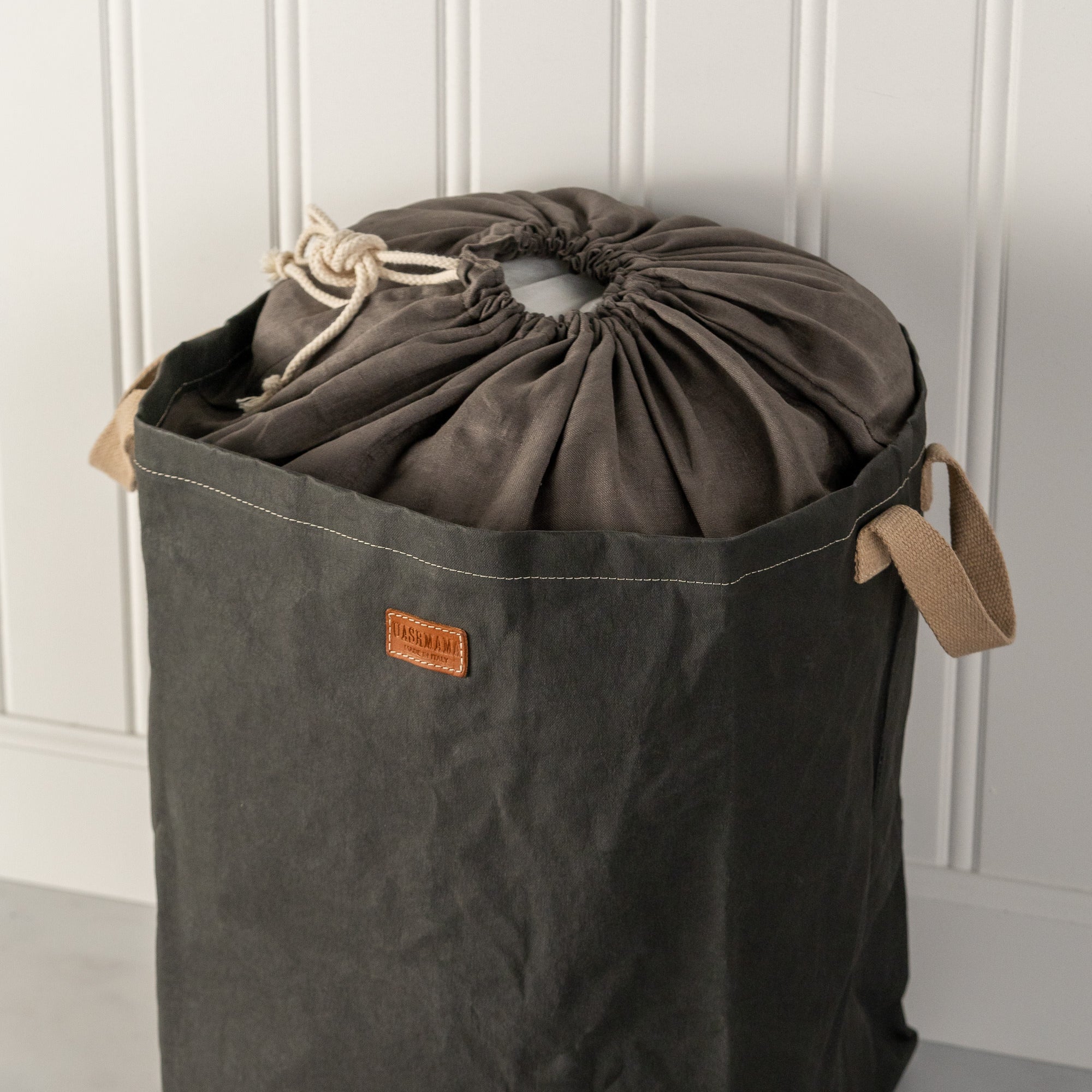 POSITANO LAUNDRY HAMPER BAG