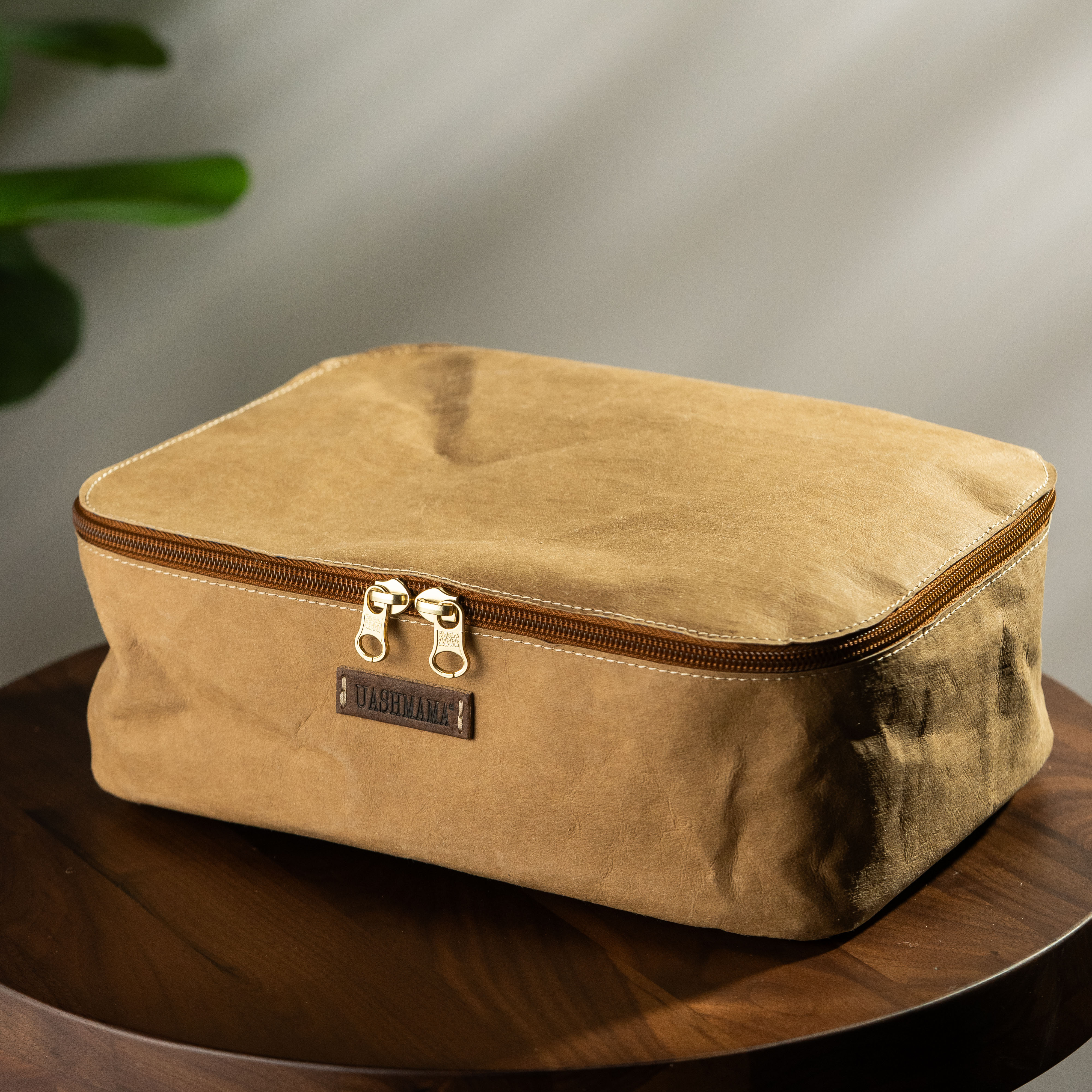 LIPARI TOILETRY CASE