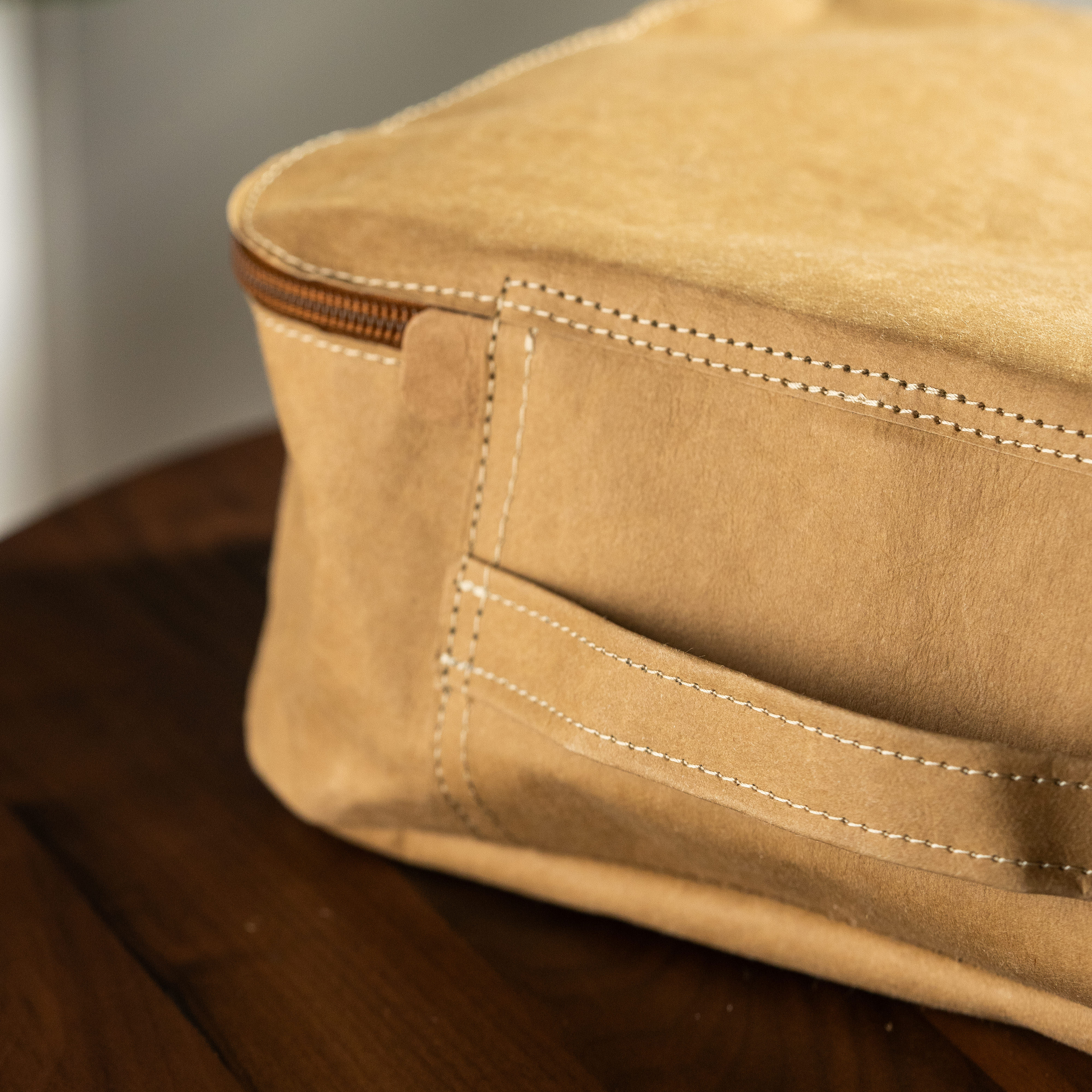 LIPARI TOILETRY CASE