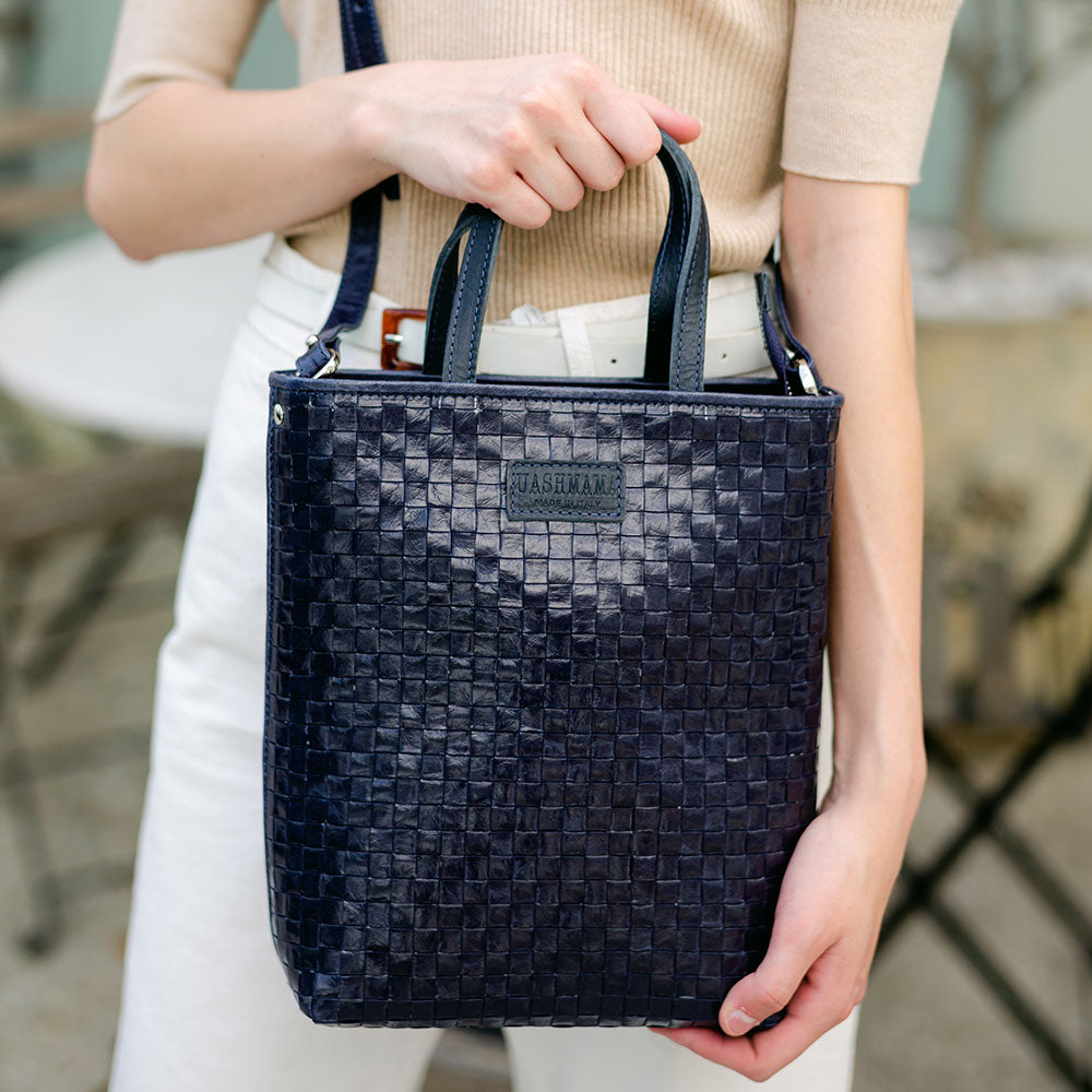 Uashmama Everyday Handbag | Leather Handle/Zip Closure, Small / Woven Blue