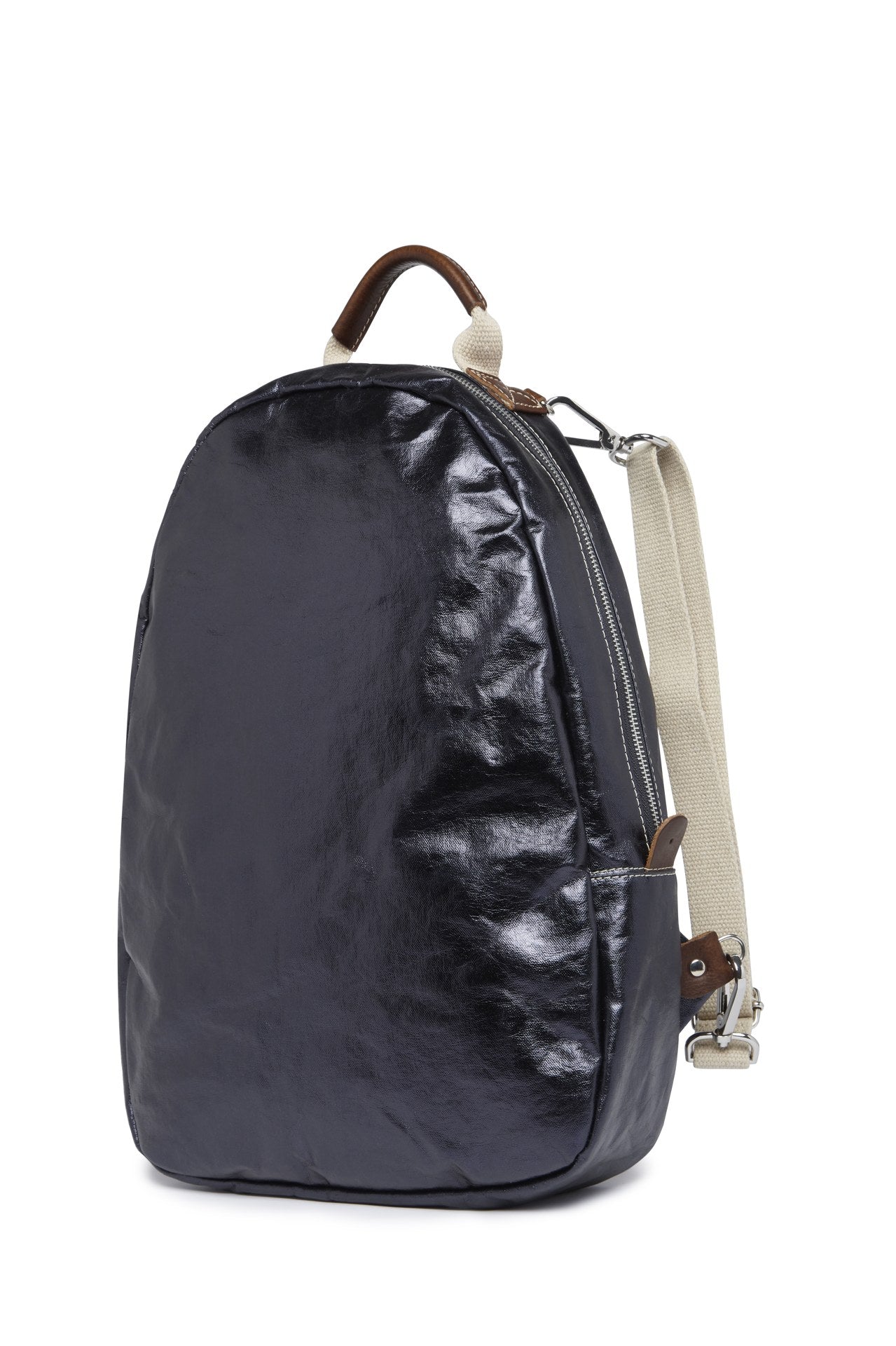 Uashmama Small Zip-Up Everyday Backpack